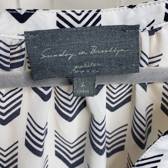 Sunday in Brooklyn chevron Blouse - Picture 9 of 14